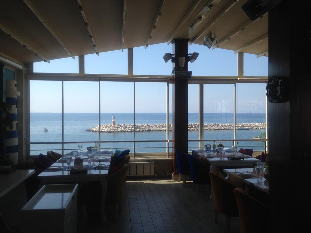 Alp Otel Restaurant Küçükkuyu Exteriör bild